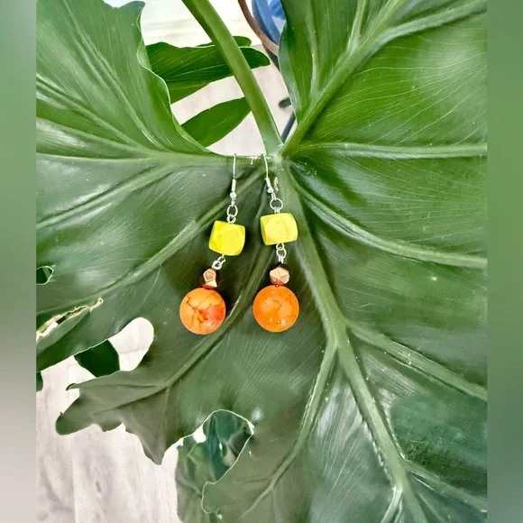 Serpentine - Howlite - Hematite Earrings - Picture 3 of 4